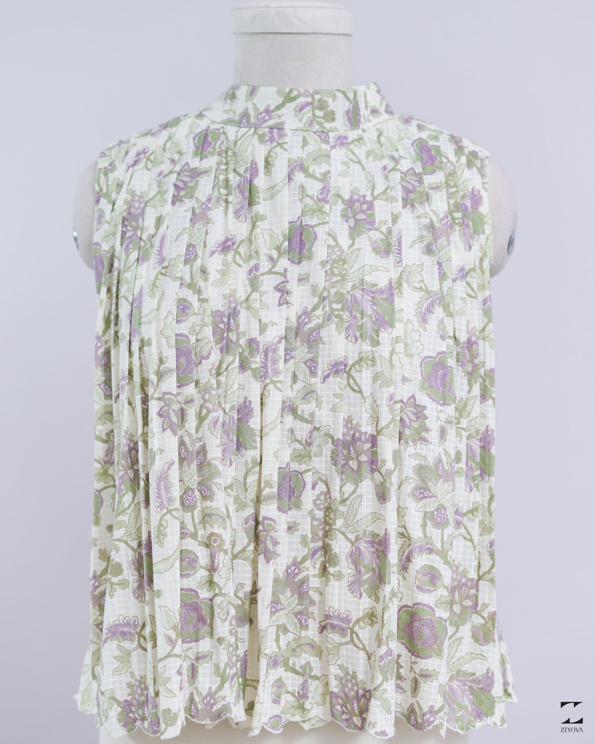 Floral lavender grid top – view 1