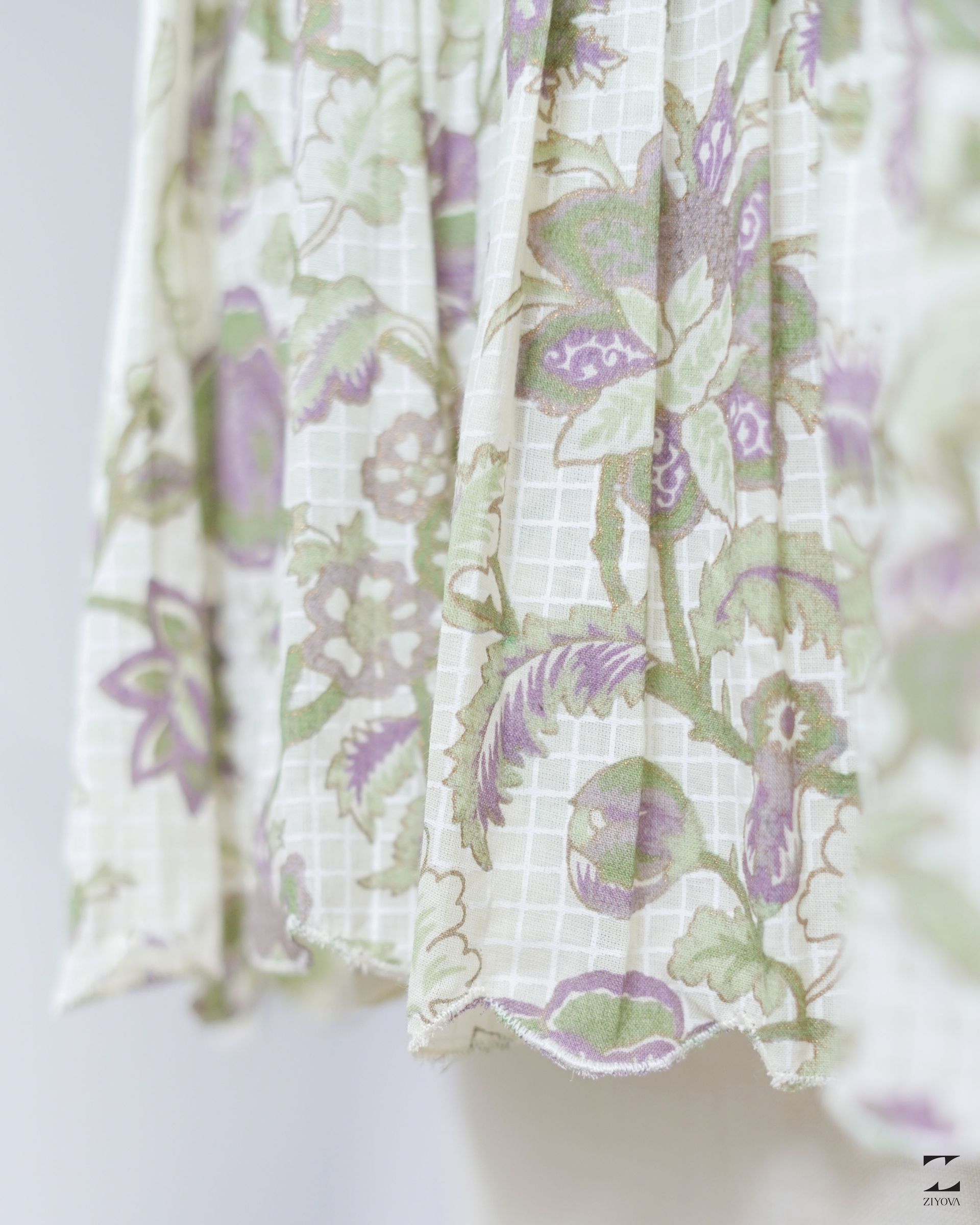 Floral lavender grid top – view 4