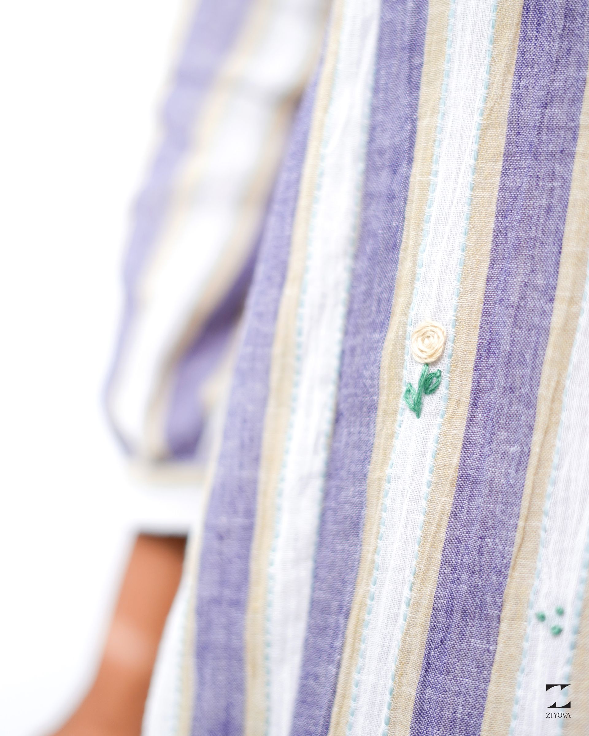 Lavender embroidery strip dress – view 2